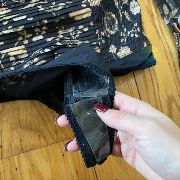 NWT Free People Brunch Date Bodysuit in Black
Combo - Picture 11 of 11